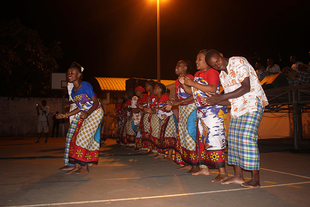 Semaine culturelle 2016 - Kinga Folk de Labattoir Semaine culturelle de Mtsamboro 2016